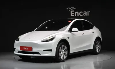 Tesla Model Y · 2023 год