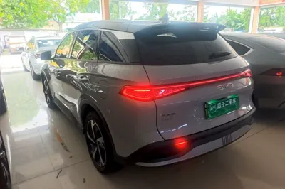 BYD Sealion 05 DM-i 2025, 17000 км, за 108123.62 CNY