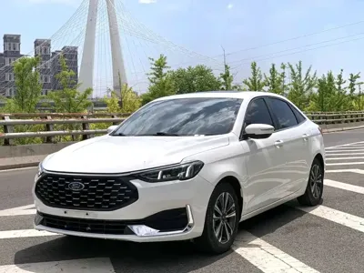 Ford Escort 2021, 10000 км, за 37800 CNY - фото 1