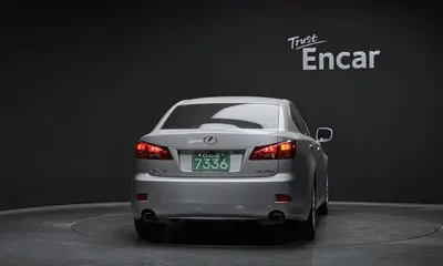 Lexus IS 2006, 134102 км, за 4300000 KRW - фото 4