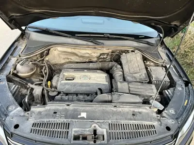 Volkswagen Tiguan 2016, 80000 км, за 35800 CNY - фото 4