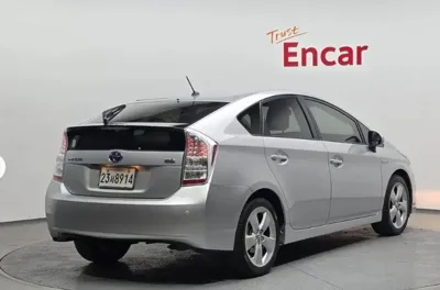 Toyota Prius 2010, 28500 км, за 12100000 KRW