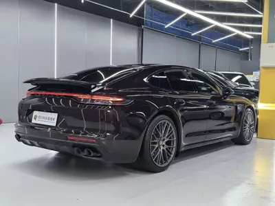 Porsche Panamera 2024, 60000 км, за 638800 CNY - фото 4