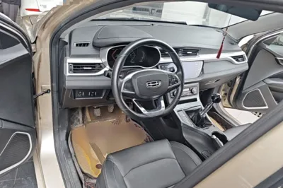 Geely Auto Emgrand 2020, 71000 км, за 35829.85 CNY - фото 12