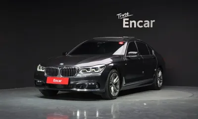 BMW 7-Series · 2016 год