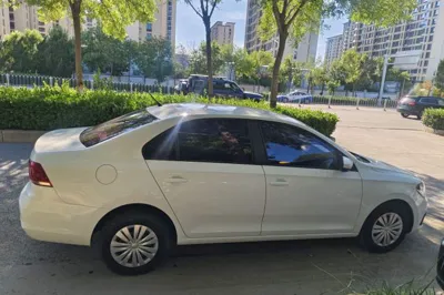 Volkswagen Santana 2019, 78700 км, за 51311.07 CNY