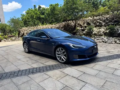 Tesla Model S 2017, 126000 км, за 128000 CNY