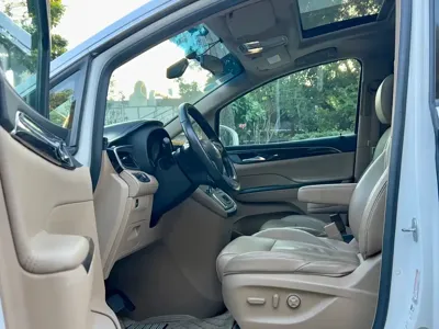 Buick GL8 2018, 170000 км, за 83800 CNY - фото 8
