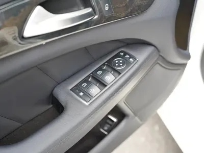 Mercedes-Benz CLS 2015, 71000 км, за 126800 CNY - фото 19