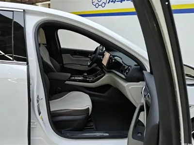 BYD Qin Plus 2023, 48700 км, за 58700 CNY - фото 8