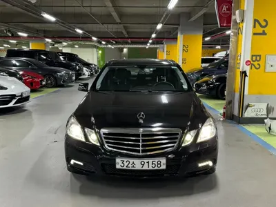 Mercedes-Benz E-Class · 2010 год