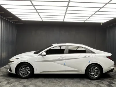 Hyundai Avante 2023, 54060 км, за 22800000 KRW