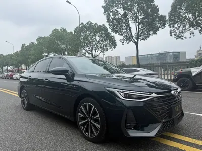 Chery Arrizo 8 2025, 12000 км, за 97800 CNY