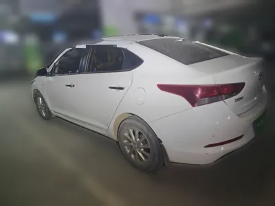 Hyundai Verna (new generation) 2016, 31600 км, за 26774.03 CNY