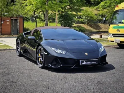 Lamborghini Huracan 2021, 9100 км, за 359000000 KRW - фото 3