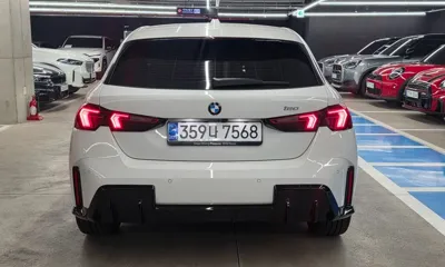 BMW 1-Series 2025, 4368 км, за 40000000 KRW