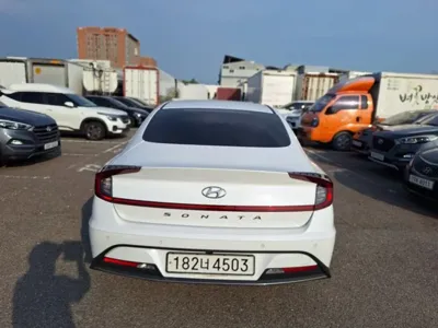Hyundai Sonata 2022, 48060 км, за 13990000 KRW