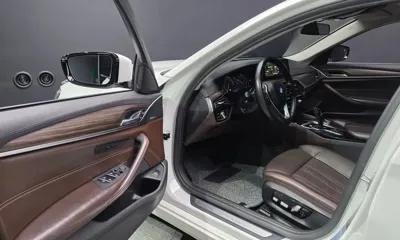 BMW 5-Series 2018, 69590 км, за 23000000 KRW - фото 10