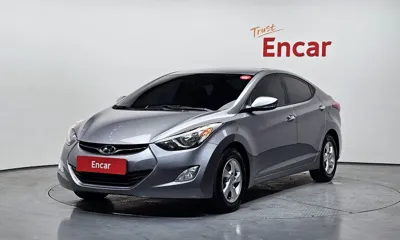 Hyundai Avante · 2013 год