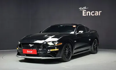 Ford Mustang · 2022 год