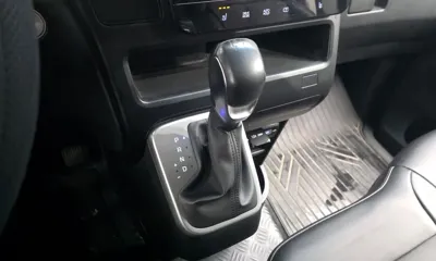 Hyundai Staria 2022, 122079 км, за 18390000 KRW - фото 9
