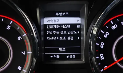 KG_Mobility_Ssangyong TIBOLI 2018, 83929 км, за 10300000 KRW - фото 16
