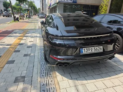 Porsche Panamera 2025, 28000 км, за 198250000 KRW