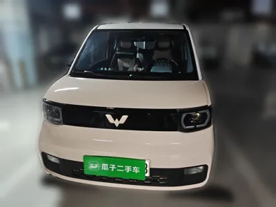 Wuling Hongguang MINIEV 2021, 43200 км, за 24074.24 CNY