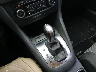 Volkswagen Golf 2011, 227000 км, за 3000000 KRW - фото 9