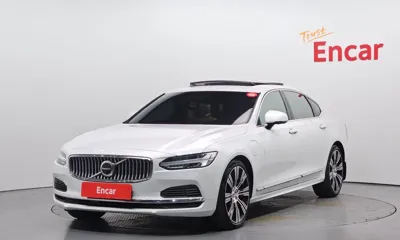 Volvo S90 · 2021 год