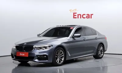 BMW 5-Series · 2018 год