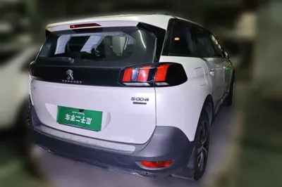 Peugeot 5008 2017, 99100 км, за 45852.3 CNY - фото 6