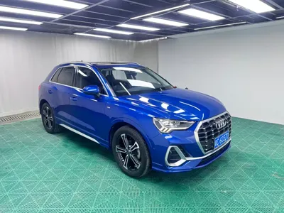 Audi Q3 2022, 37000 км, за 169800 CNY