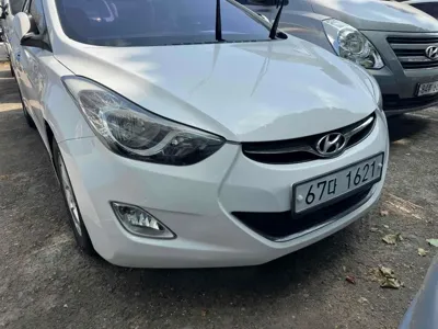 Hyundai Avante · 2013 год