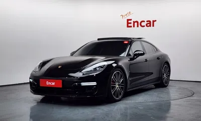 Porsche Panamera · 2018 год