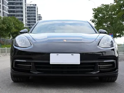 Porsche Panamera 2019, 55000 км, за 419799 CNY - фото 2