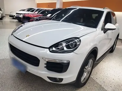 Porsche Cayenne · 2015 год