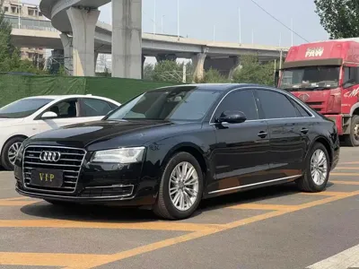 Audi A8 · 2014 год