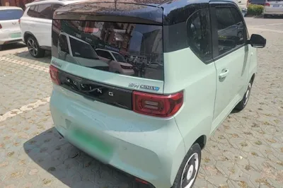 Wuling Hongguang MINIEV 2022, 36700 км, за 29006.93 CNY - фото 6
