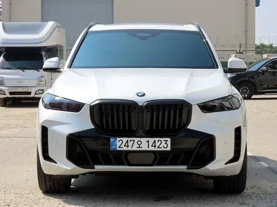 BMW X5 · 2025 год