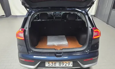 Kia Niro 2018, 152939 км, за 10900000 KRW - фото 20