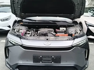 Toyota bZ4X 2022, 34100 км, за 85200 CNY - фото 20