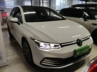 Volkswagen Golf 2021, 42600 км, за 77800 CNY - фото 4
