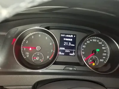 Volkswagen Golf 2019, 89200 км, за 53900 CNY - фото 12