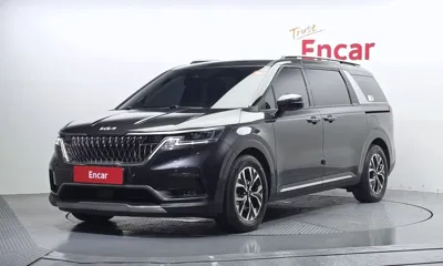 Kia Canival · 2023 год