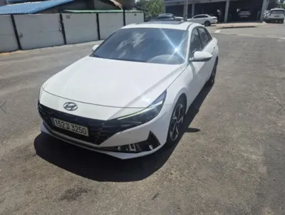 Hyundai Avante · 2023 год