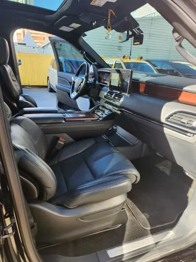 Lincoln Navigator 2022, 37000 км, за 95470000 KRW - фото 6