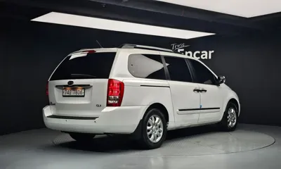 Kia Canival 2012, 202905 км, за 3500000 KRW