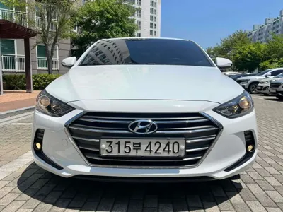 Hyundai Avante 2018, 89000 км, за 10400000 KRW