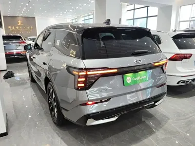 Ford Edge 2025, 4900 км, за 207700 CNY - фото 5